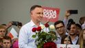 Prezidentské volby v Polsku: Adrzej Duda obhajuje svůj post.