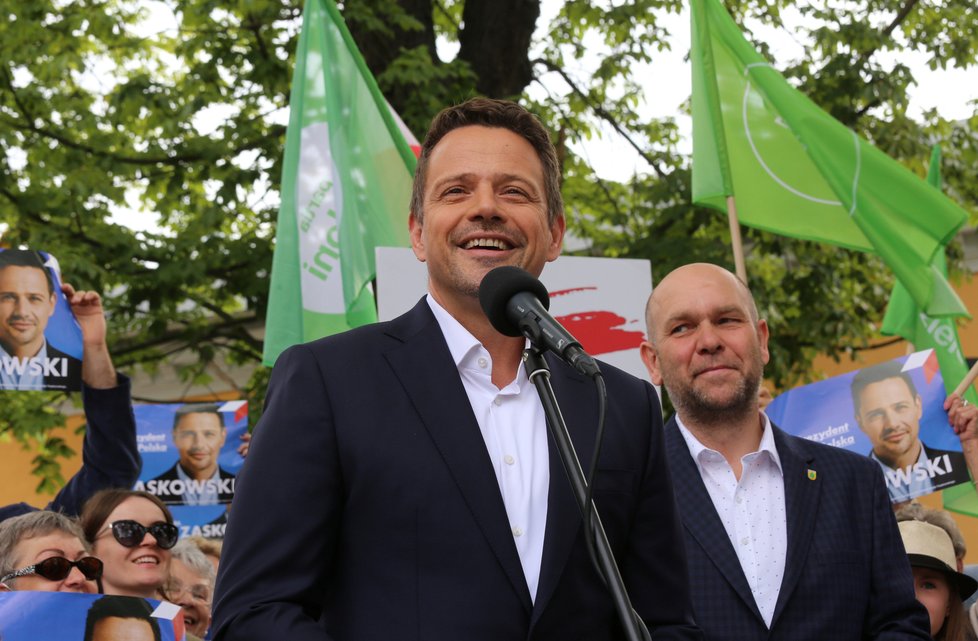 Prezidentské volby v Polsku: Oponent současného prezidenta Dudy Rafal Trzaskowski.