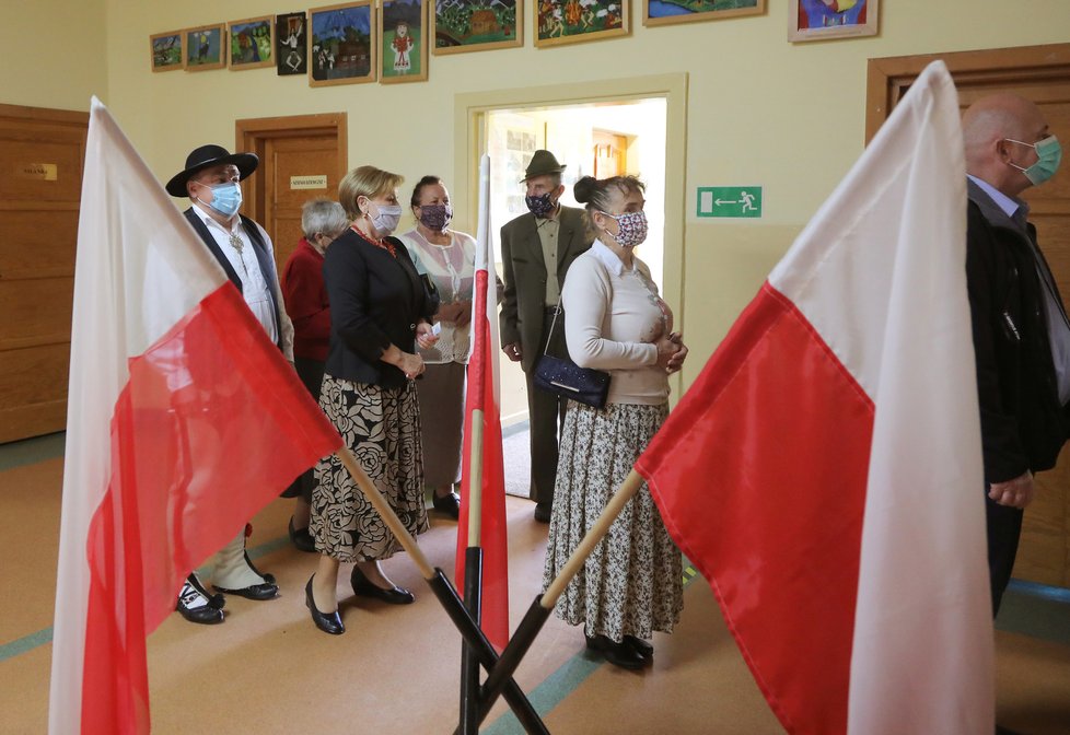 Polsko si volí nového prezidenta. (28.6.2020)