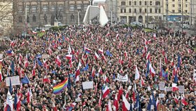 Protivládní protest v Polsku v prosinci 2015