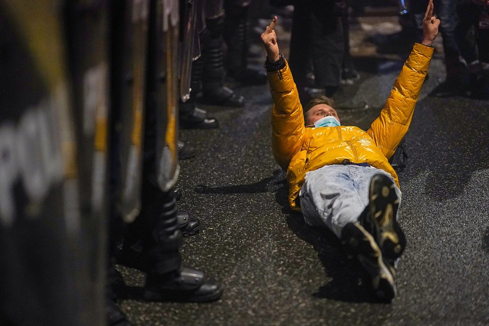 Protesty proti zostření protipotratového zákona v Polsku.