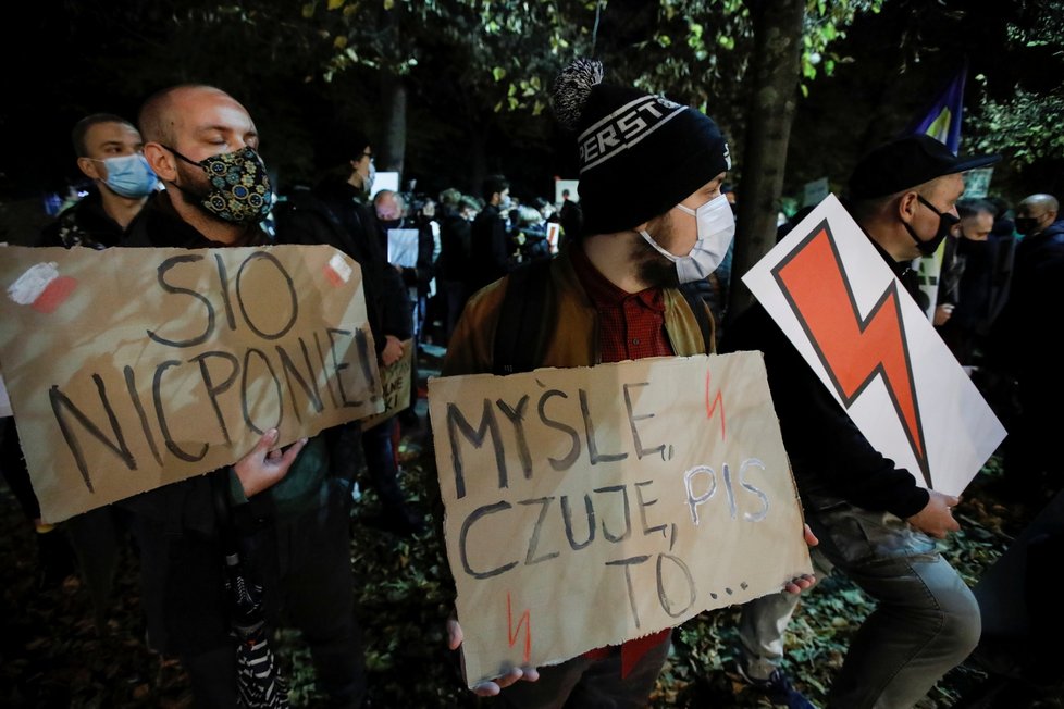 Protesty proti zostření protipotratového zákona v Polsku.