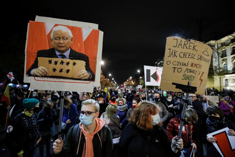 Protesty proti zostření protipotratového zákona v Polsku.