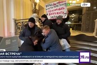 V Rusku napadli polského velvyslance: Nadávali mu do teroristů, zasáhnout museli ochránci