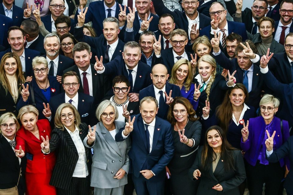 Donald Tusk slaví, jeho vláda získala v polském Sejmu důvěru
