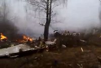 Poláci v šoku: Pozůstatky po obětech leží stále v bahně!