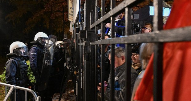 Polsko: Vyhrocený spor o ústavní soud (30. 10. 2026)