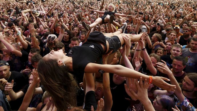 Pol&#39;and&#39;Rock Festival, pro který se vžilo označení polský Woodstock, se letos konat bude, i když jen pro dvacet tisíc osob. Podmínkou jsou absolvované očkování a pravidelné testy.
