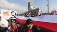 Poláci demonstrovali proti vládě PiSu