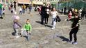 Na centrálním náměstí Rynek ve Vratislavi si hrají o víkendech polské i ukrajinské děti