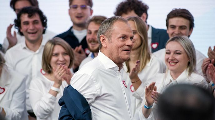Opoziční lídr Donald Tusk má blízko k tomu, aby se znovu stal polským premiérem.