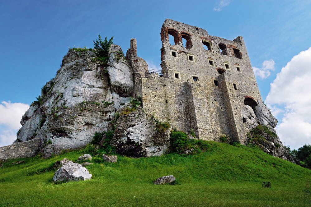 Jedno z orlích hnízd, zřícenina hradu Ogrodzieniec