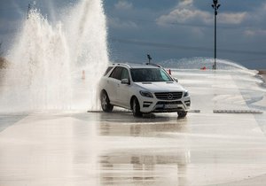 V Brně vznikl v areálu automotodromu polygon, na kterém se řidiči mohou naučit základům bezpečné jízdy a dokonce si odmazat i několik trestných bodů z karty řidiče.