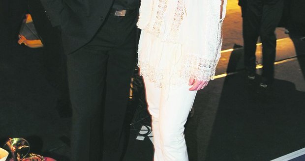 Jiří Pomeje je nejšťastnější, když má Iveta Bartošová pár kilo navíc