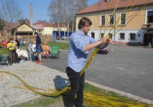 Ladislav Šumbera upletl nejdelší velikonoční pomlázku.