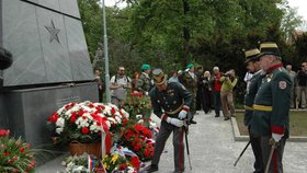Pomník v Brně - Králově Poli vzbuzuje negativní reakci