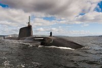Čínští vědci odpálili z opuštěné ponorky raketu. Pomůže předpovídat tajfuny
