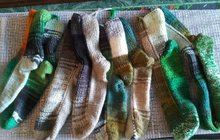 Žena z Náchodska vytvořila český rekord: Uštrikovala 166 párů ponožek 