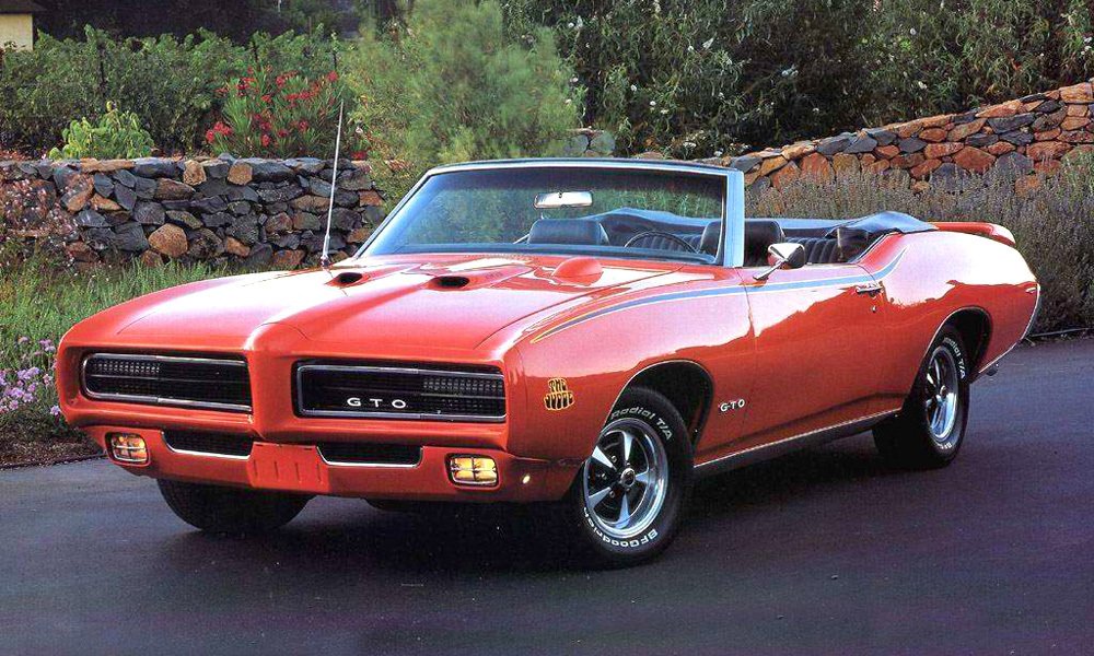 Pontiac GTO modelového ročníku 1969 se změnil jen v detailech. Novinkou bylo provedení „The Judge“ s pruhy na bocích a zadním spoilerem.