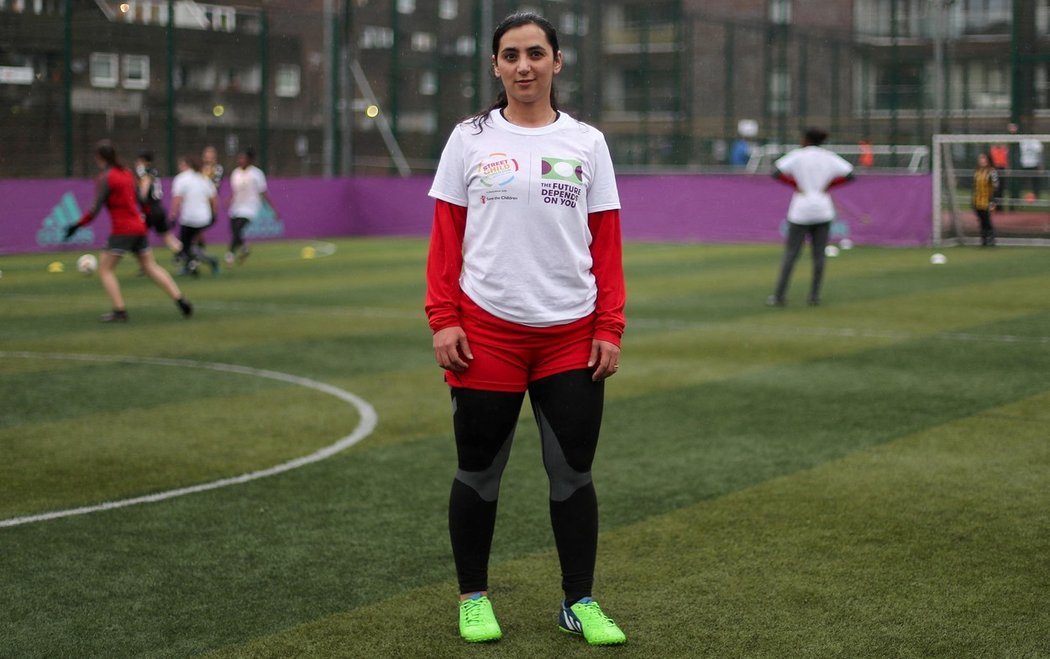 Khalida Popalová, průkupnice ženského fotbalu v Afghánistánu, utekla před tamním režimem do Dánska
