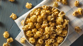 Popcorn známe už 5000 let: Jak ho připravit doma? 3 tipy na skvělé příchutě