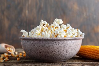 Popcorn: Zdravá svačinka, nebo kinový fast food? Jak to doopravdy je?
