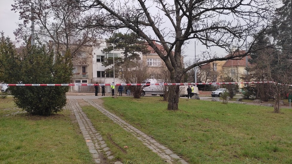 Policie v pátek vyklidila v Brně ukrajinský konzulát kvůli podezřelé zásilce. Nakonec šlo o planý poplach.