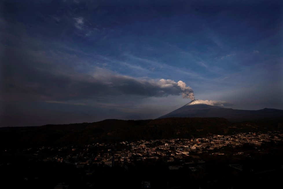 Mexická sopka Popocatépetl se probudila k životu (květen 2023)