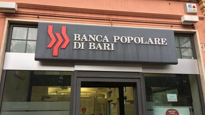 Další italská banka v problémech. Popolare di Bari žádá na svou záchranu až miliardu eur