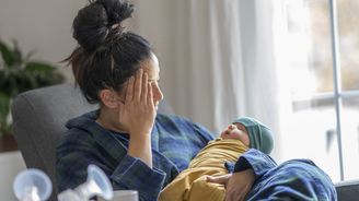 Poporodní depresi lze odhalit předem. Jak funguje nový typ screeningu v praxi? Poporodní depresi lze odhalit předem. Jak funguje nový typ screeningu v praxi?