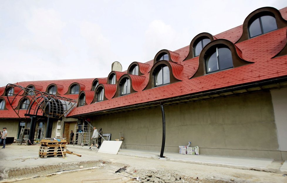 Nejznámější nedokončená stavba v Česku bude konečně dokončena.