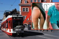 Skandál v Německu: Porno točili v tramvaji za bílého dne