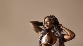 Pornoherečka za půl roku natočila neuvěřitelných 300 filmů: Bolí mě vagína, stěžuje si!
