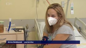 Těhodná Anna Bobková onemocněla kvůli koronaviru těžkým zápalem plic. Nyní je již v pořádku a těší se na svého syna.