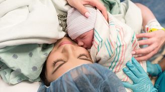 Baby boom nepřijde. Američanů naopak rychle ubývá