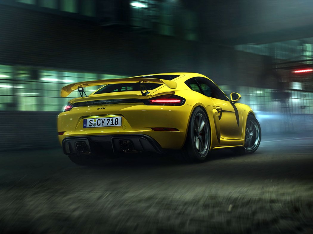 Porsche 718 Cayman GT4