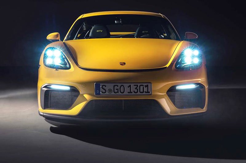 Porsche 718 Cayman GT4