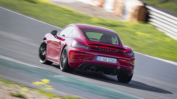 Poprvé za volantem Porsche 718 Boxster/Cayman GTS 4.0. Nejlepší poršák dneška?