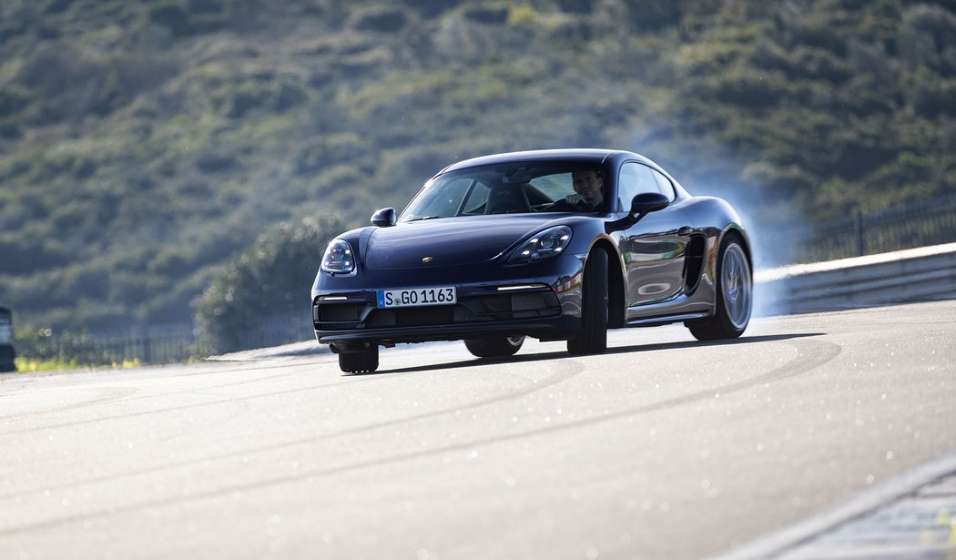 Porsche 718 Cayman GTS 4.0