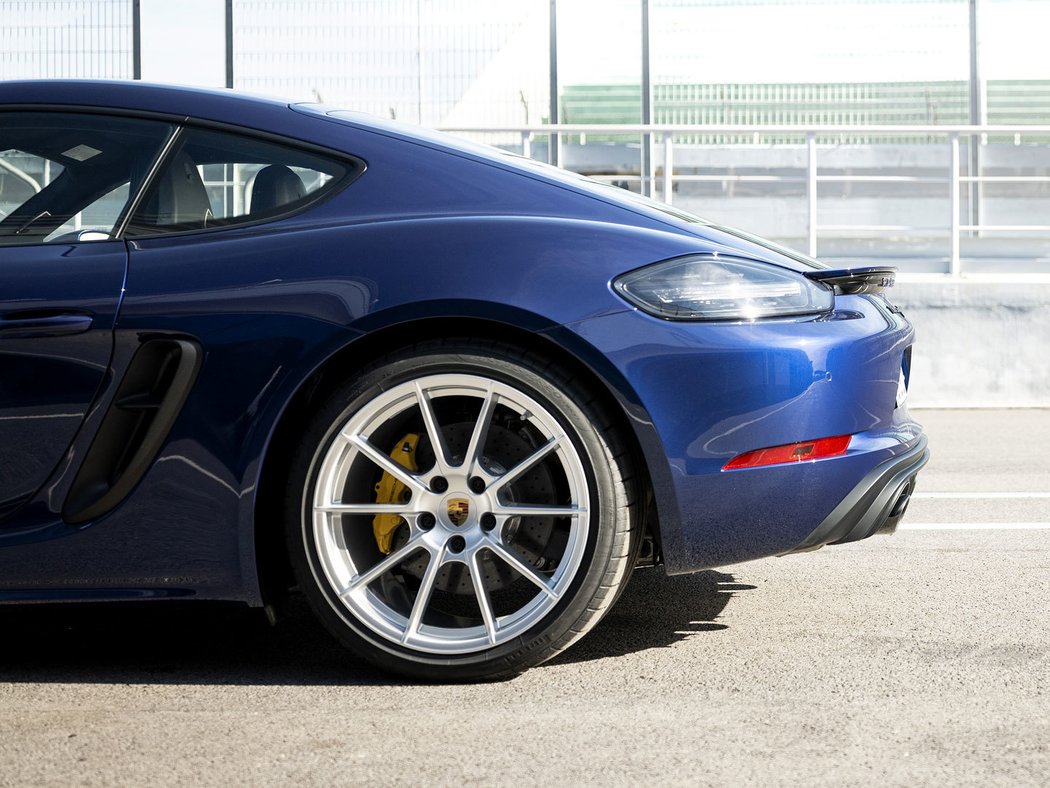 Porsche 718 Cayman GTS 4.0