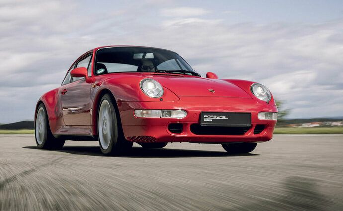 30th Anniversary of the Iconic Porsche 911 993 Generation: A Look Back at its Technological Innovations