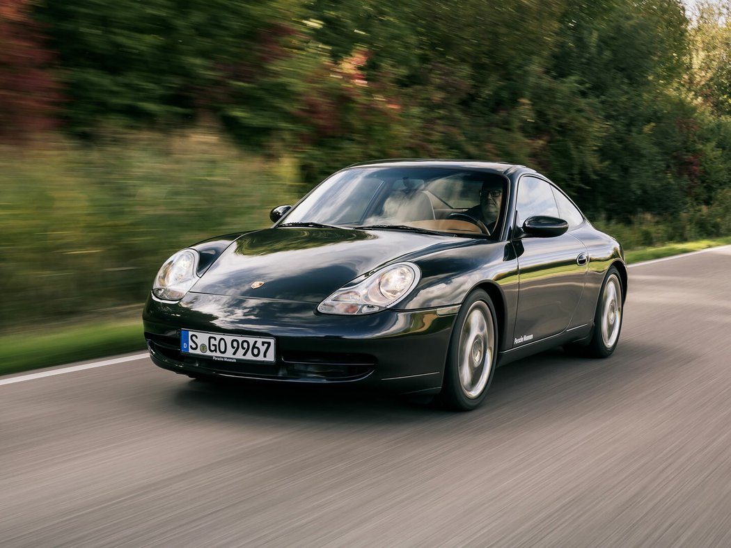 Porsche 911 Carrera 4 (996)