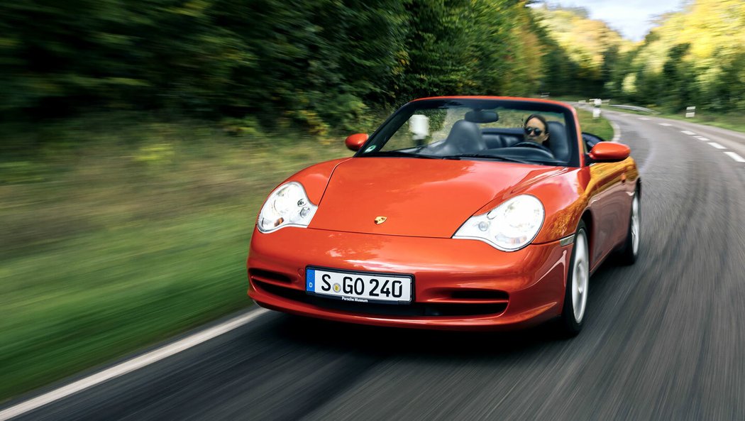 Porsche 911 Carrera 4 Cabriolet (996)