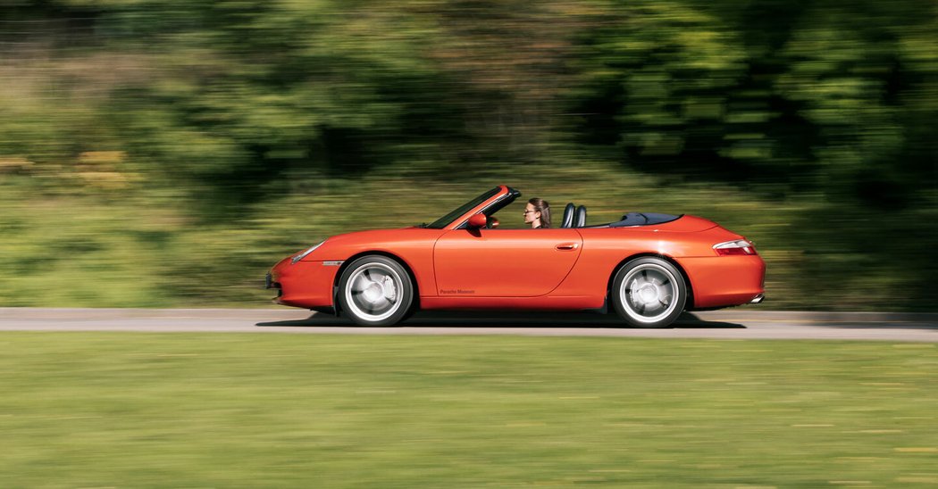 Porsche 911 Carrera 4 Cabriolet (996)