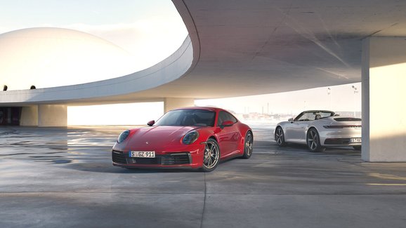 Porsche odhaluje novou generaci 911 Carrera s pohonem všech kol 