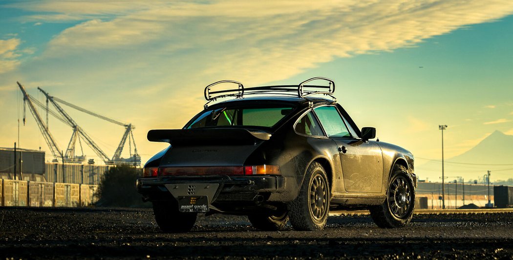 Porsche 911 Carrera Coupe Safari-Style (1984)