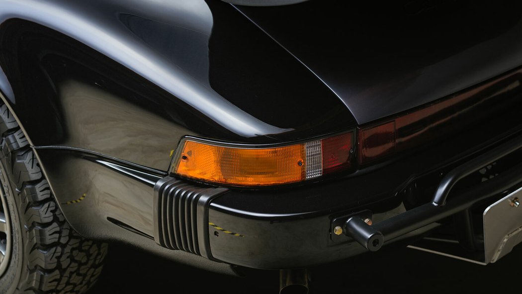 Porsche 911 Carrera Coupe Safari-Style (1984)