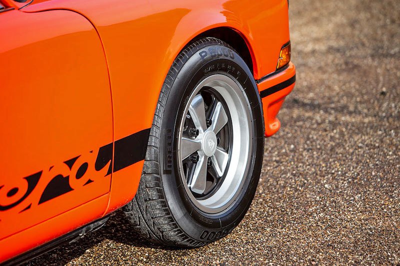 Porsche 911 Carrera RS 2.7-Litre Lightweight Coupé