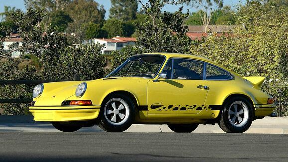 Tohle vzácné Porsche vlastnil Paul Walker. A brzy může být vaše