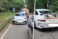 Rychle a zběsile, jihočeská jízda: Porsche se řítilo po dálnici rychlostí 250 km za hodinu!